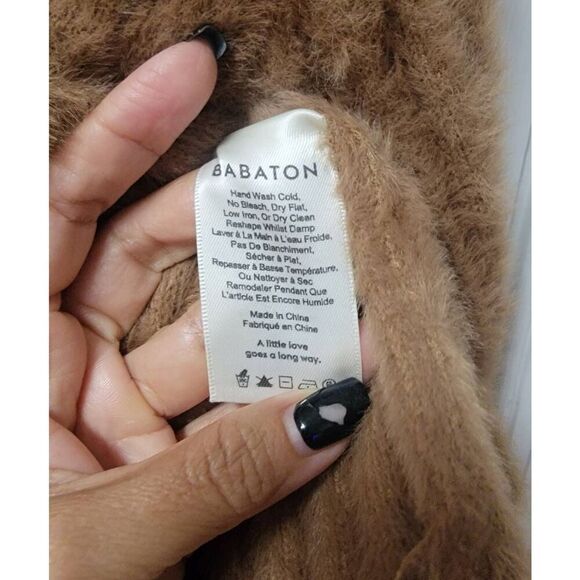 Aritzia Cozy Fuzzy Ulmann Sweater XS - Picture 7 of 10